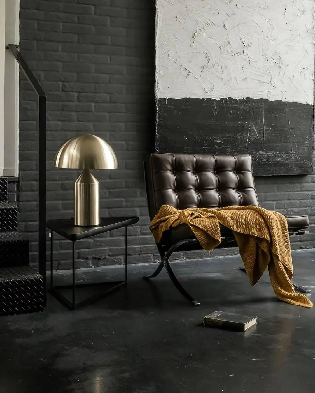 Vita Luce Lamp