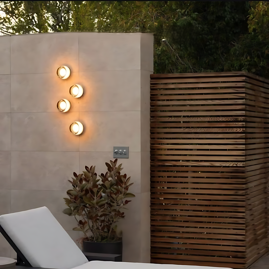 Lulu Wall Lamp