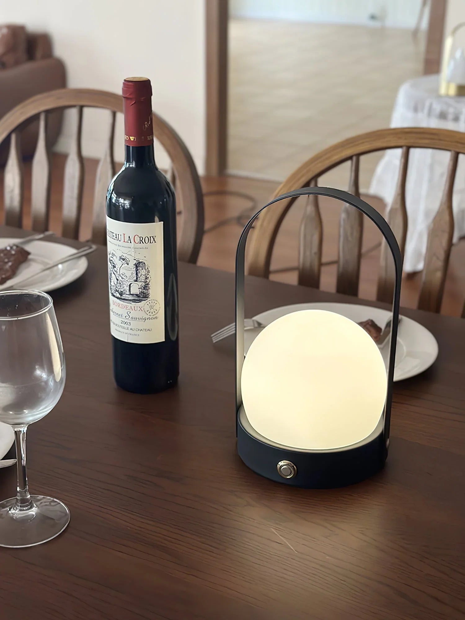 Nomad Table Lamp