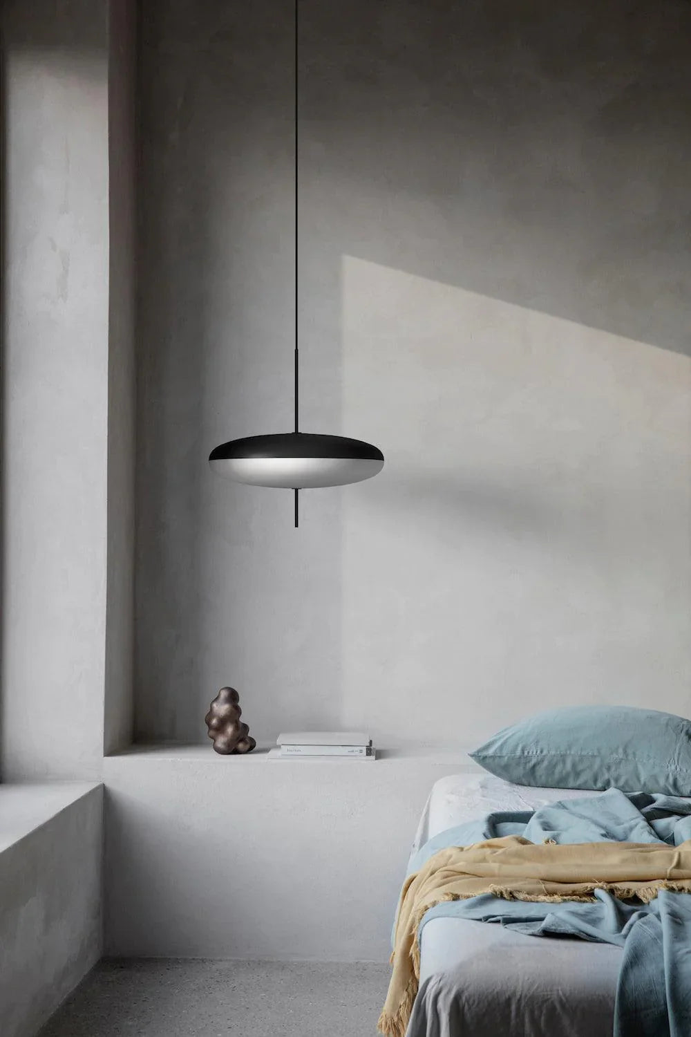 Model 2065 Pendant Light